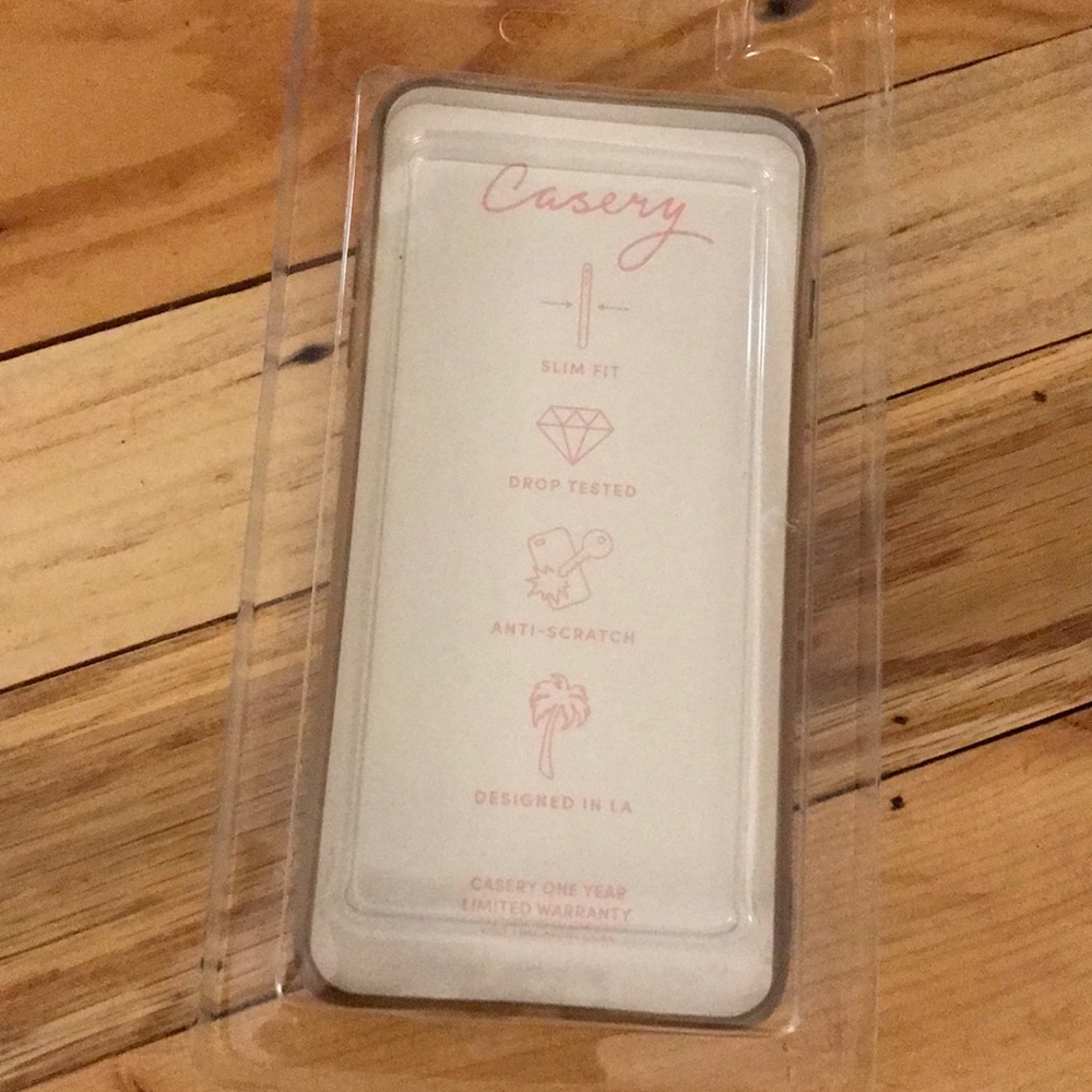 iPhone 7 plus case - Picture 3 of 3